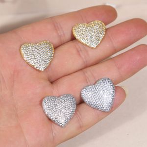 Precioso Bling Iced Out 23 mm Gran Corazón Amor Charm Stud Pendientes Pavimentados Completo Blanco Cubic Zirconia Moda Hip Hop Mujer Señora Regalo de Navidad Joyería