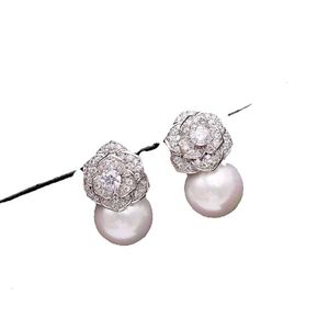 Boucles d'oreilles en diamant et Zircon pour femmes et filles, jolies boucles d'oreilles en perles de fleur de Camillia, Super scintillantes, Ins de créateur de mode Sier Post