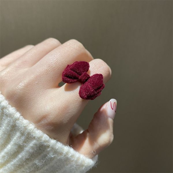 Lovely Girl's Wine Red Velvet Bow Ring Anillo de dedo índice francés de alto sentido para mujer Dulce Otoño e Invierno