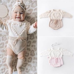 Mooie Hart Baby Baby Meisje Gebreide Kleding Liefde Romper Jumpsuit Bodysuit Outfit Herfst Winter wollen gebreide trui bodysuits 220622