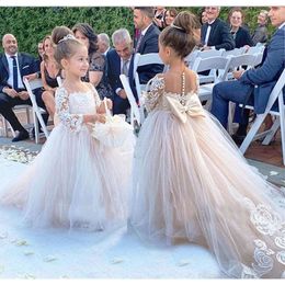 Preciosos vestidos de niña de flores para niños para boda vestido de fiesta de manga larga vestido de dama de honor blanco fiesta para niñas 240313