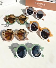 Mooie Kinderzonnebril Sunblock Beervorm Frame Meisjes Kinderen Zonnebril Ronde Street Beat Baby Boy Brillen Leuke Shades9042097