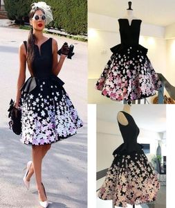 Belles robes de soirée noires courtes avec des robes de bal à la ligne Floral Puffy une ligne Vinatge Custom Made4740758