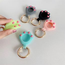 Mooie Silicone Cat Claw Airtags Case Beschermende Cover Shell met Sleutelhanger voor Apple Airtag Smart Bluetooth Draadloze Tracker Anti-Lost Tracking