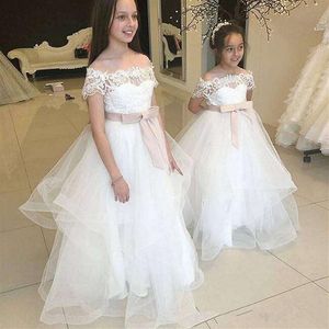 Belles robes de filles de fleurs blanches pour les mariages sur l'épaule dentelle tulle princesse robes de fête d'anniversaire enfants filles Pageant 259x