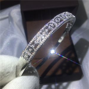 Liefhebbers Heart to Heart Armband Pave Settling Diamond S925 Zilver Gevulde Engagement Bangle voor Dames Bruiloft Accessaries