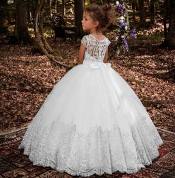 Lovey Holy Lace Princess Flower Girl Dresses Ball Jurk Eerste Communie -jurken voor meisjes Mouwloze TuLle Toddler Pageant -jurken5892577