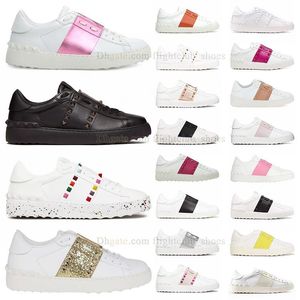 2024 chaussures décontractées basses classiques hommes femmes noir blanc bleu argent baskets ouvertes de la Saint-Valentin rouge jaune vert rivets Italie dames mocassins bas patchwork formateurs