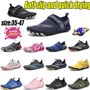 Prix bas Chaussures de plongée Femmes Hommes Plage Natation Sport Nautique Chaussettes Pieds Nus Sneaker Yoga Fitness Danse Natation Surf Plongée Snorkeling Chaussure