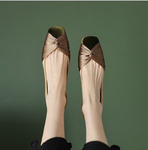 Lage stijl mixcolor zijde Britse satijnhiel alleenstaande vrouwen glijden op luie schoenen mode loafers 327 fashi 0c2b0
