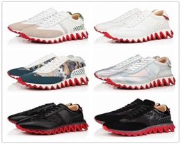 Tops basse chaussures de robe de requin luxe Loubishark Red Flat baskets élastique Calfskin Design Comfort Run Walk Casual Sharks 5792976