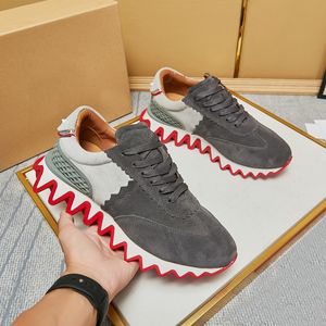 Lage tops Shark Dress Shoes Women Men Luxe platte sneakers Elastische kalfsleer Design Comfort Run Walk Casual Sharks Trainers Boots 35-47