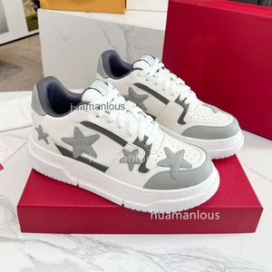 Low Women's Star Super New Sneakers Designer Shoes Sole Men's Fashion Fashion Menue Versatile Valeur Casual Valenstino Kgx0 Valenstino Kgx0