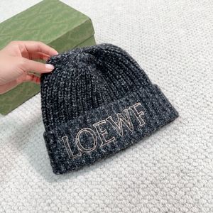Lowe hat sitio web oficial versión 1:1 sombrero de diseñador de lujo cálido protección para los oídos sombrero para el frío gorro tejido de lana gruesa