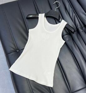 Las mejores camisetas de diseñador chaleco para mujer tanque corto Mujer Knits Tee Diseñador Bordado Chaleco de punto Sport Tank Top Transpirable Yoga Chaleco Tops Camis blanco Tanques de mujer