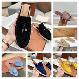 LP Zomer Charms Dia's verfraaid Loro Suede Slippers Luxe Sandalen schoenen Echt lederen Open teen Casual Flats For Women Shoe Zapatos Scarpe