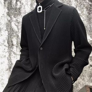 LSSEY Coat Miyake Coat Men's Costumes Homme Issey Plisse Miyake Pleed Fabric Cost Pleat Sentile Time Temps Polyday