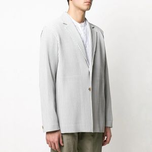Lssey Coat Miyake Suits para hombres Homme issey plisse miyake tela plisada