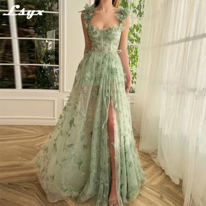 LSYX Vert Sauge 3D Dentelle Papillons Chérie Robes De Bal 2024 Bretelles Spaghetti Une Ligne Haute Fente Fée Robe De Soirée À Lacets 240124