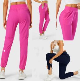 LU-1028 Ropa de yoga para mujer Pantalones para correr para niña Pantalones de gimnasio con correa de entrenamiento de cintura alta elásticos adaptados M356565