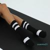 LU 2023 New Sports Socks Cross-Border Men and Women's Yoga Socks Training PVC Glue Glue Skin Sweat Sweat Risorbing Socks Lululemens 1