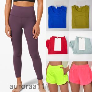 LU-2024 Designer Dames uitgelijnde leggings Top Yoga Shorts Knie-lengte Gym Leggings High-Tailed Stretch Pants Dames Yoga Shirt T-Shirt Outdoor Sports