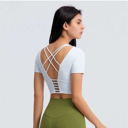 Lu Align Citron Manches Courtes Sexy Crop Femmes Yoga Débardeur Creux Croix Beau Dos Fiess T-shirt avec Coussin De Poitrine Gym Vêtements D'entraînement