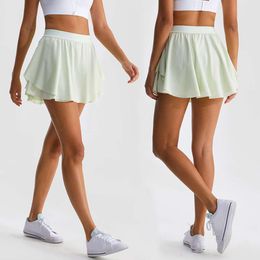LU Align Shorts Summer Sport Pleed Tennis pour femmes High Waist Sports Golf Jupe avec shorts de poche Runng Sportswear ll LMEON Gym Woman