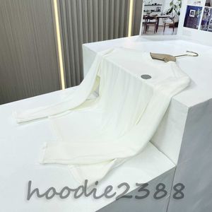 Camisa base de espina de pescado LU Mangas largas blancas marfil Camisa base de diseñador ajuste cómodo alta elasticidad tamaño promedio Peso aplicable 40 kg-65 kg qd325433