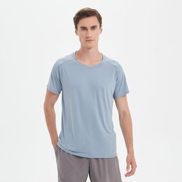 Lu Lu Designer Mens T-shirt pour hommes Femmes Yoga Sports Chemises Mode Tshirt Casual Été À Manches Courtes Homme Tee Vêtements s chemise ee