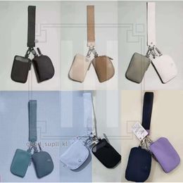 Lu Lu Fashion Bag 2024 Nouveau sac de bracelet à portefeuille multi-fonctionnel pratique et minimaliste Banque Bank Change Rangement Designer Sac 898