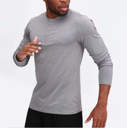 Lu Men de haute qualité Tentigation Sports T-shirt à manches longues Menties Sport Style Collier Button Traine Traine Fitness Vêtements élastiques Emparts à sec rapide GTFBG Fashion Trend 123