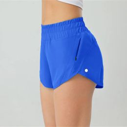 LU FURS Sports Fashion Yoga Shorts de cintura alta de cintura pantalones cortos de bolsillo de bolsillo de entrenamiento de fallas para mujeres corriendo estiramiento LU88240 2.5 pulgadas