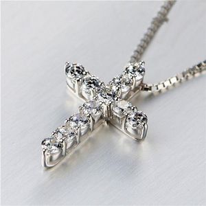 Collar de colgante de cristal cruzado femenino afortunado 925 collares de diamantes blancos redondos de plata para mujeres Mejor amante de los amantes Glvca