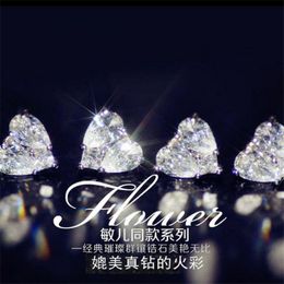 Lucky New Arrival Sparkling Luxury Jewelry 925 Stelring Silver Water Drop Topacio blanco CZ Diamond Gemstones Mujeres Boda Stud Pendiente Regalo