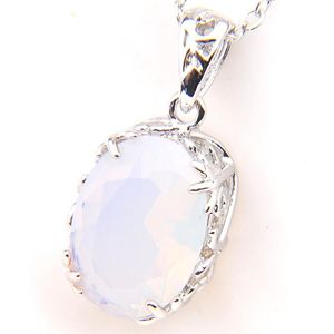 Luckyshine 1014mm cadeau de famille briller ovale blanc pierre de lune pierres précieuses colliers en argent pour femmes pendentifs de charme pour la fête de mariage 300C