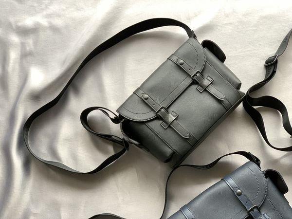 Luis Vuittons LouiseviUtionbag Show New Factory Arrival Style Sales de vente directe Sacs LVS