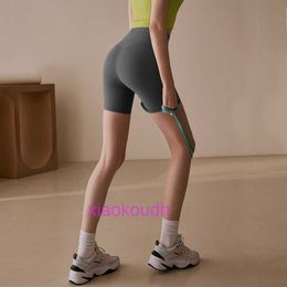 LUL Designer confortable Femmes Sports Sports Shorts shorts pour femmes Running Clare Glare Bottom Elastic Elastic Trew Training Yoga Triple Pant