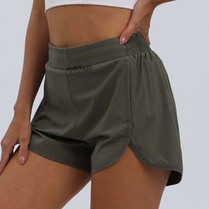 Lulumon shorts Losse sportshorts voor vrouwen, anti -glansfitness, hoog getailleerde yoga lopende bovenkleding, casual hot pants, zomerfitness en lichaamsbeweging