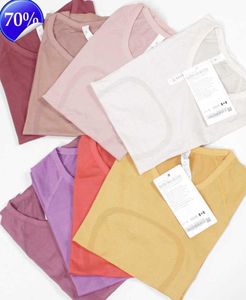 Lulus 2.0 Swiftly Tech T-shirt de yoga à manches courtes sans couture pour femme Coupe ajustée Chemise de sport légère à séchage rapide