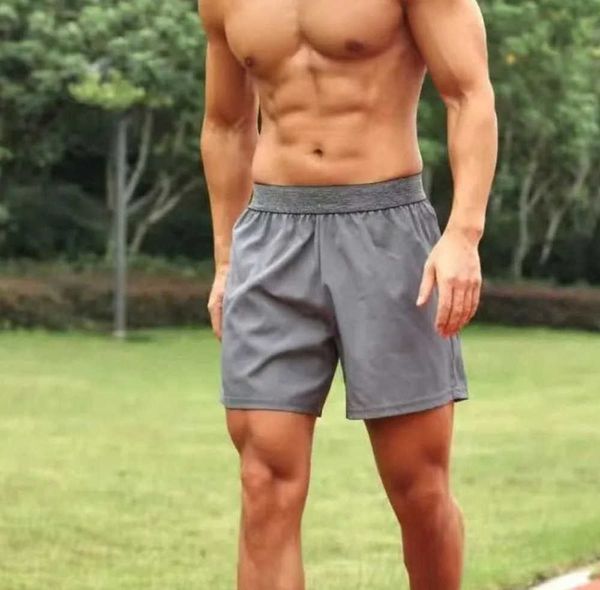 Lulus hommes shorts sports de plein air lululemes fitness séchage rapide yoga entraînement masculin course en montagne pantalon élastique poches latérales été pantalon court courant de marée 99