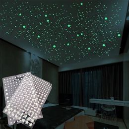 Lichtgevende 3D -sterren stippen muursticker voor kinderkamer slaapkamer huisdecoratie gloed in de donkere maan sticker fluorescerende DIY stickers 220727