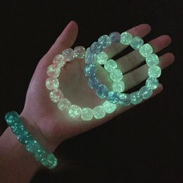 Pulseras luminosas para mujeres Men Fluorescentes Pulseras de piedra natural Noche Beads Brilling Beads Bangle Fashion Jewelry Pareja 240423