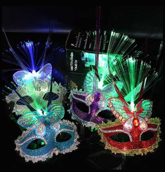 Máscara de alambre de lluvia de mariposa luminosa, máscara de fibra óptica Flash, juguetes para niños, venta al por mayor, proyectos de decoración de fiesta de Halloween