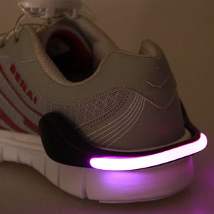 Luminoso LED Flash Light Shoe Clip Favor de fiesta Lámpara de advertencia Clips de seguridad Deporte nocturno Correr Ciclismo Caminar Gear Shuffle Melbourne Zapatos de baile Accesorios JY0904