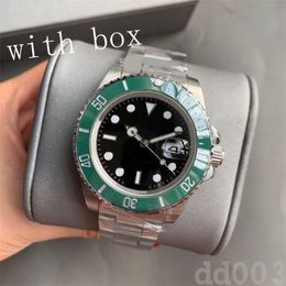 Montre gmt moderne lumineuse 41mm dail montres de luxe avec bracelet en acier inoxydable durable montre multi styles montre-bracelet pour homme avec verre saphir SB009 B23