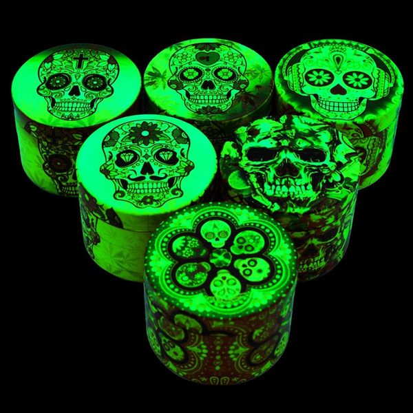 Molinillos de tabaco de hierba para fumar con calavera luminosa que brillan en la oscuridad, 4 piezas de Metal a todo color, trituradora de mano con impresión UV de 63mm de diámetro