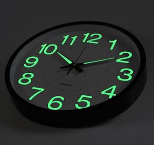 Horloge murale lumineuse à Quartz en plastique, Design moderne pour chambre à coucher, salon, brille dans la nuit, décoration de maison, 8544040