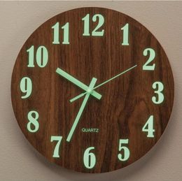 Horloges murales à quartz silencieuses rondes en bois lumineuses sans tic-tac