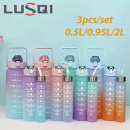 LUSQI 3pcsset bouteille d'eau de sport étanche de motivation avec paille et marqueur de temps dégradé de couleur tasse en plastique sans BPA 240325